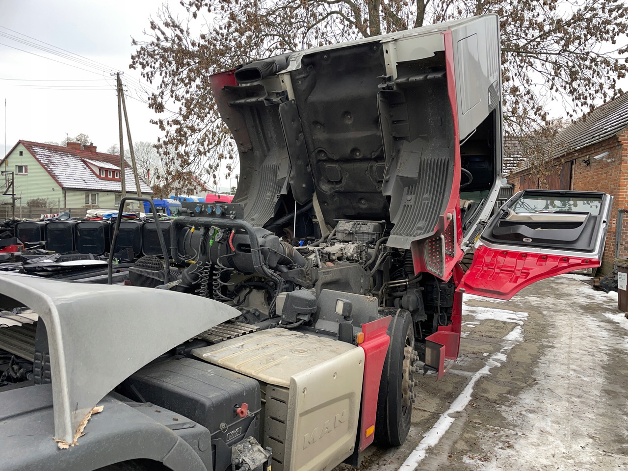 GOŁA KABINA MAN TGX XLX 2019 ROK LIFT ŚRODEK BEŻOWY EURO 6 - Cabine por Camião: foto 5 GOŁA KABINA MAN TGX XLX 2019 ROK LIFT ŚRODEK BEŻOWY EURO 6 - Cabine por Camião: foto 5