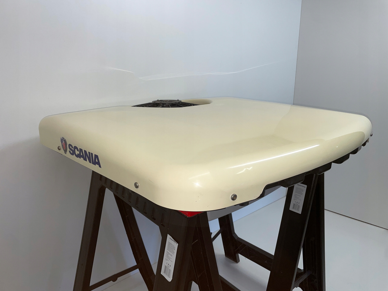 KLIMATYZACJA POSTOJOWA SLIM SCANIA NTG MC2358116 - Compressor de ar condicionado por Camião: foto 2 KLIMATYZACJA POSTOJOWA SLIM SCANIA NTG MC2358116 - Compressor de ar condicionado por Camião: foto 2