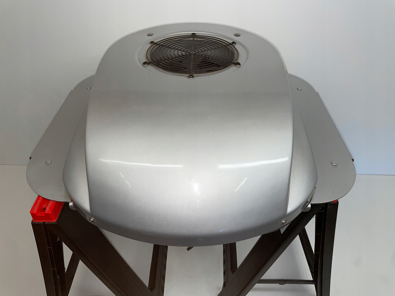 KLIMATYZACJA POSTOJOWA WAECO CA800 MAN SCANIA VOLVO DAF CA-0800-DC - Compressor de ar condicionado por Camião: foto 1 KLIMATYZACJA POSTOJOWA WAECO CA800 MAN SCANIA VOLVO DAF CA-0800-DC - Compressor de ar condicionado por Camião: foto 1