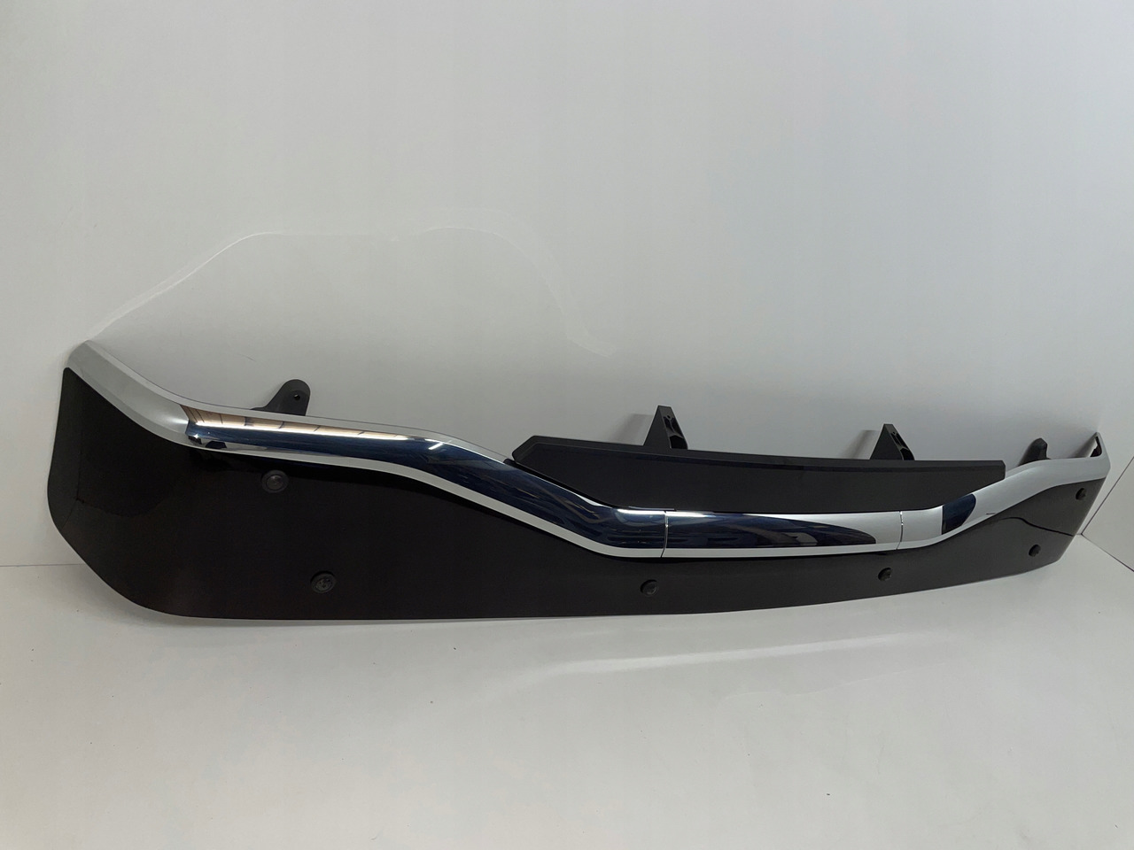 KOMPLETNA ORYGINALNA BLENDA OSŁONA PRZECIWSŁONECZNA MAN TG3 TGX 3 TGX-3 - Pala sol por Camião: foto 2 KOMPLETNA ORYGINALNA BLENDA OSŁONA PRZECIWSŁONECZNA MAN TG3 TGX 3 TGX-3 - Pala sol por Camião: foto 2