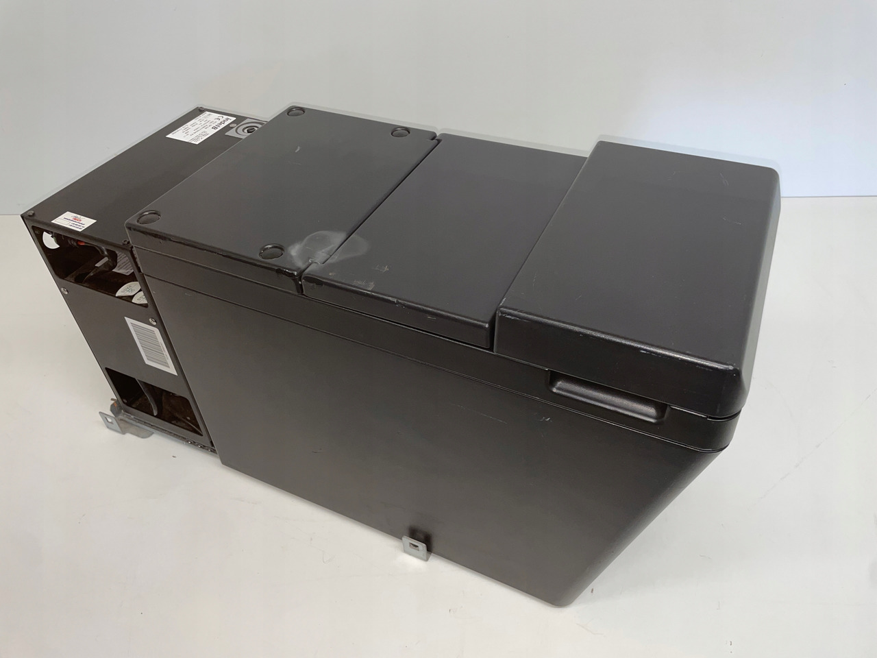 LODÓWKA CHŁODZIARKA IVECO STRALIS INTEL B 504195453 - Cabine e interior por Camião: foto 2 LODÓWKA CHŁODZIARKA IVECO STRALIS INTEL B 504195453 - Cabine e interior por Camião: foto 2