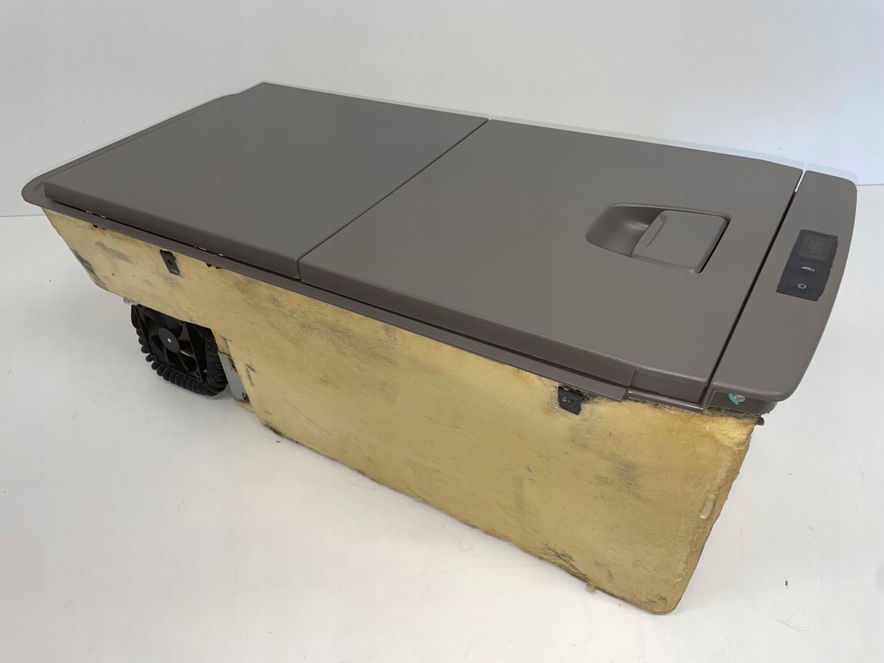 LODÓWKA SCANIA R S EURO 6 2706544 - Cabine e interior por Camião: foto 1 LODÓWKA SCANIA R S EURO 6 2706544 - Cabine e interior por Camião: foto 1