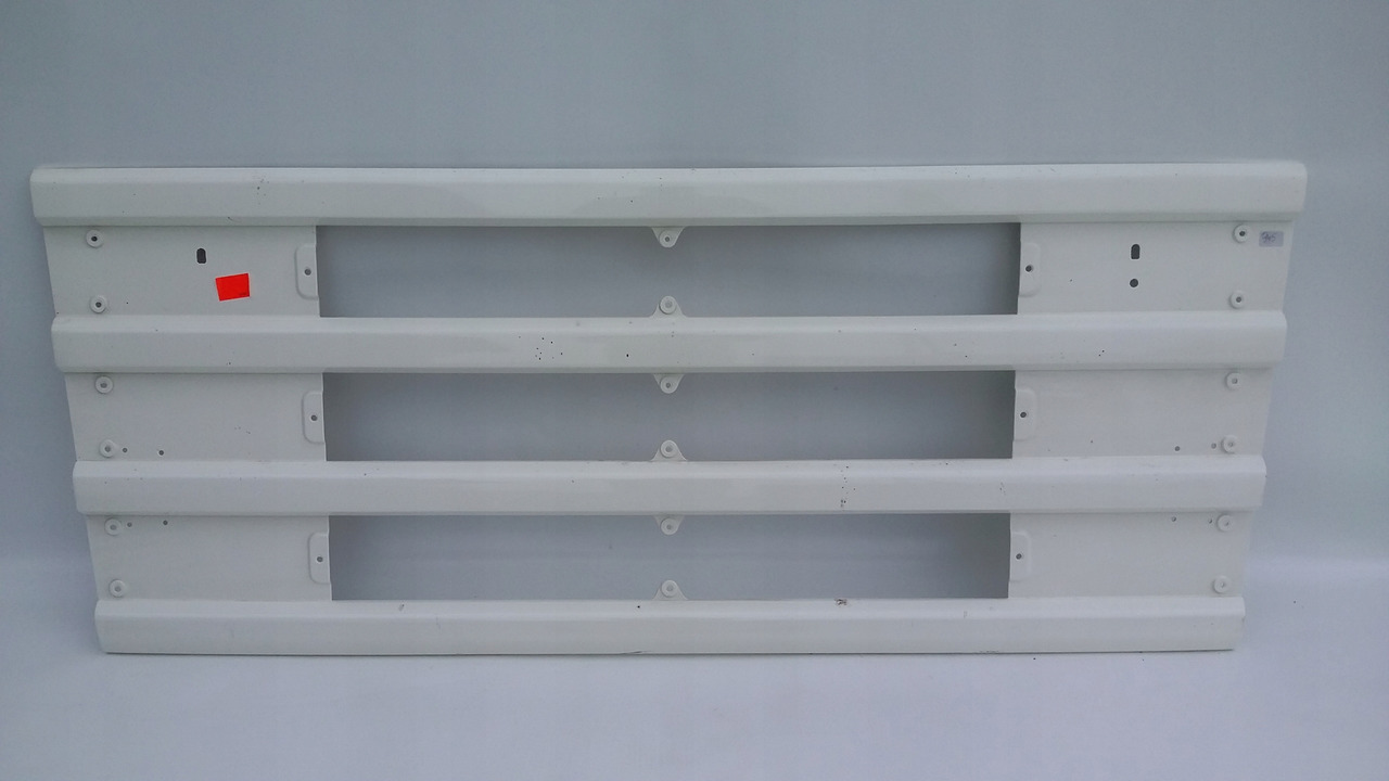 MASKA ATRAPA GRILL SCANIA 4 NR 945 - Grade radiador por Camião: foto 1 MASKA ATRAPA GRILL SCANIA 4 NR 945 - Grade radiador por Camião: foto 1