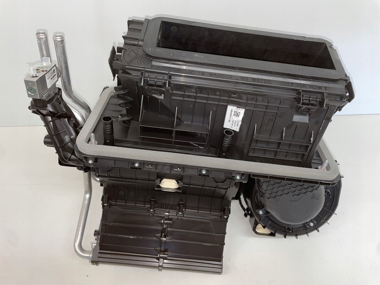 NAGRZEWNICA MAN TG3 TGX 3 TGX-3 81619006459 - Ventilador do habitáculo por Camião: foto 5 NAGRZEWNICA MAN TG3 TGX 3 TGX-3 81619006459 - Ventilador do habitáculo por Camião: foto 5