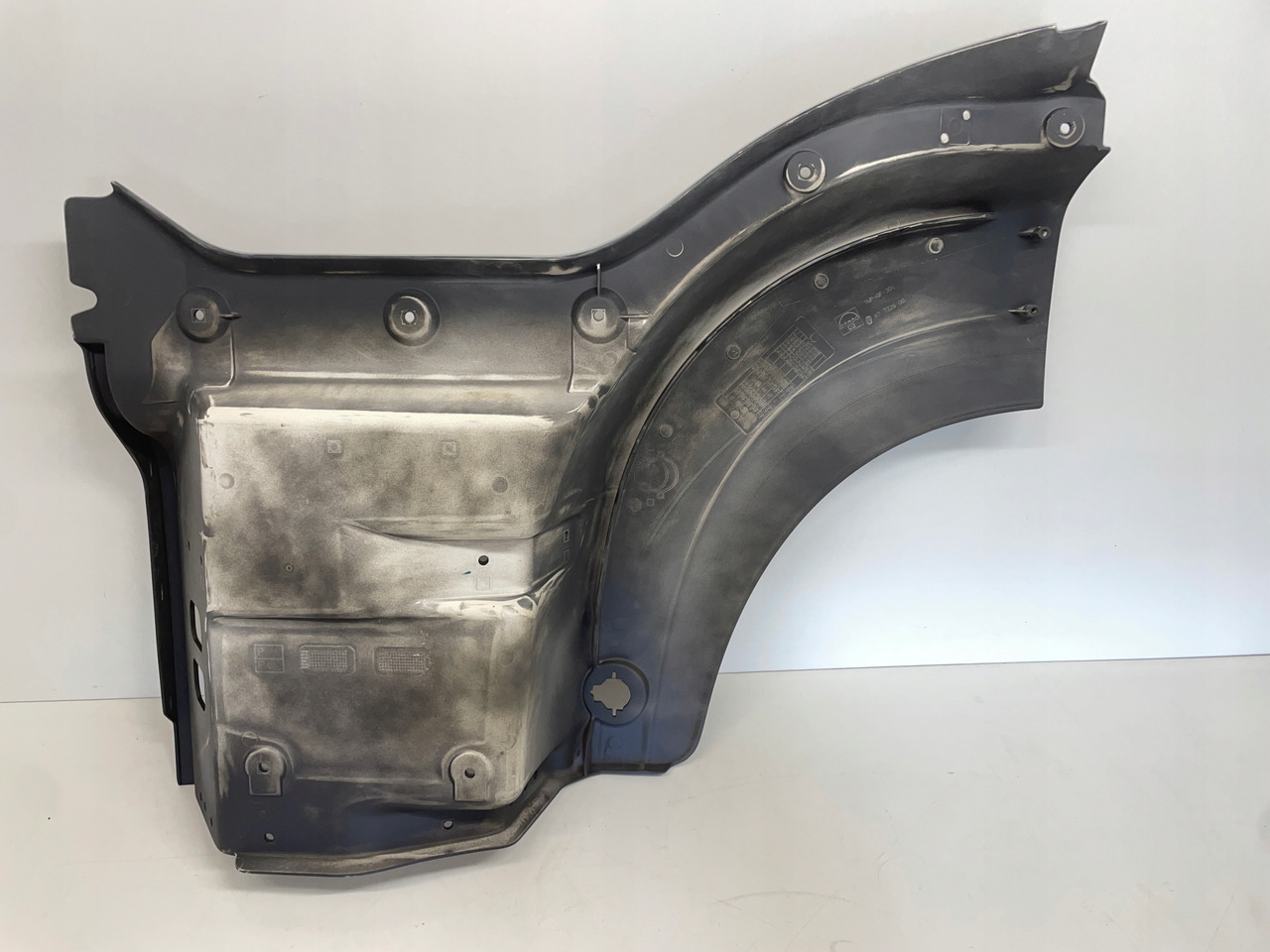 PRAWA STOPNICA MAN TGS E6 81615100870 - Grade radiador por Camião: foto 4 PRAWA STOPNICA MAN TGS E6 81615100870 - Grade radiador por Camião: foto 4