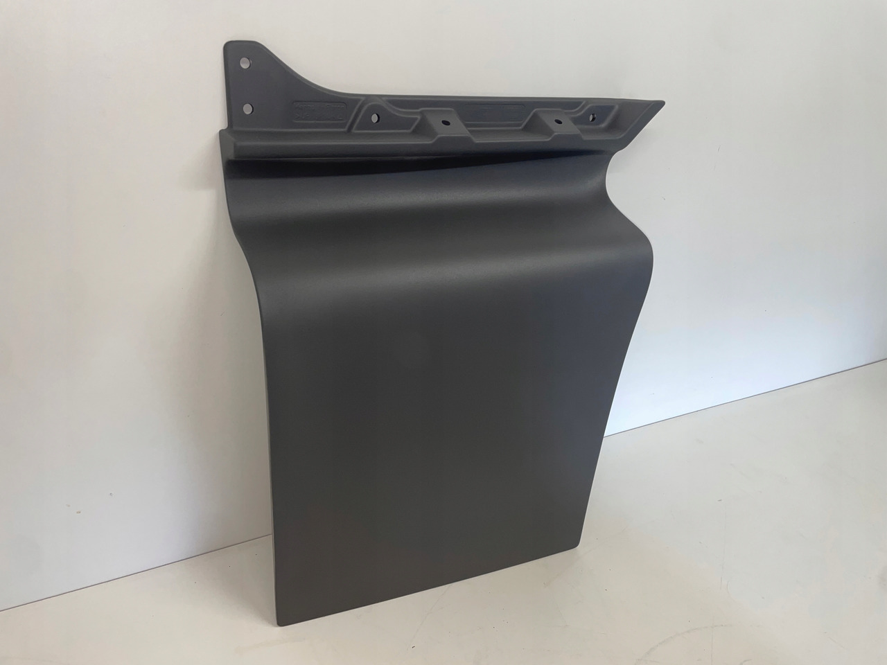 PRZEDŁUŻENIE DRZWI MAN TGS TGA 81626100021 - Porta e peças por Camião: foto 2 PRZEDŁUŻENIE DRZWI MAN TGS TGA 81626100021 - Porta e peças por Camião: foto 2