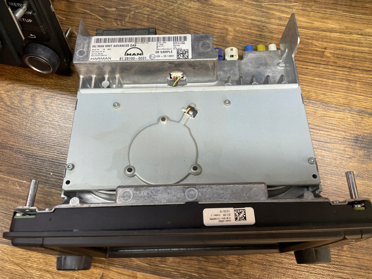 RADIO NAWIGACJA MAN TGS TGX EURO 6 81281006031 - Sistema de navegação por Camião: foto 5 RADIO NAWIGACJA MAN TGS TGX EURO 6 81281006031 - Sistema de navegação por Camião: foto 5