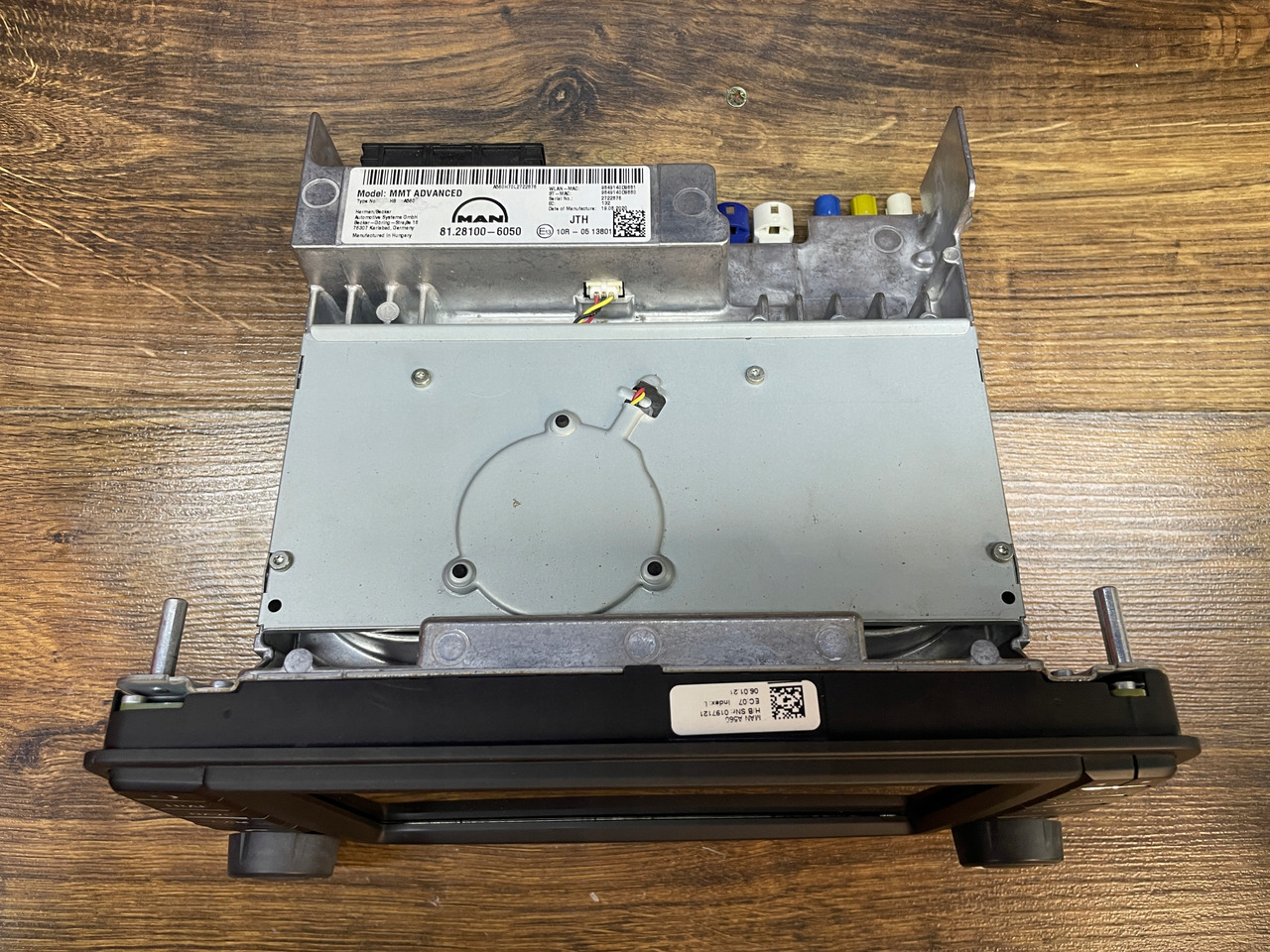 RADIO NAWIGACJA MAN TGS TGX EURO 6 81281006050 81281006043 - Sistema de navegação por Camião: foto 5 RADIO NAWIGACJA MAN TGS TGX EURO 6 81281006050 81281006043 - Sistema de navegação por Camião: foto 5