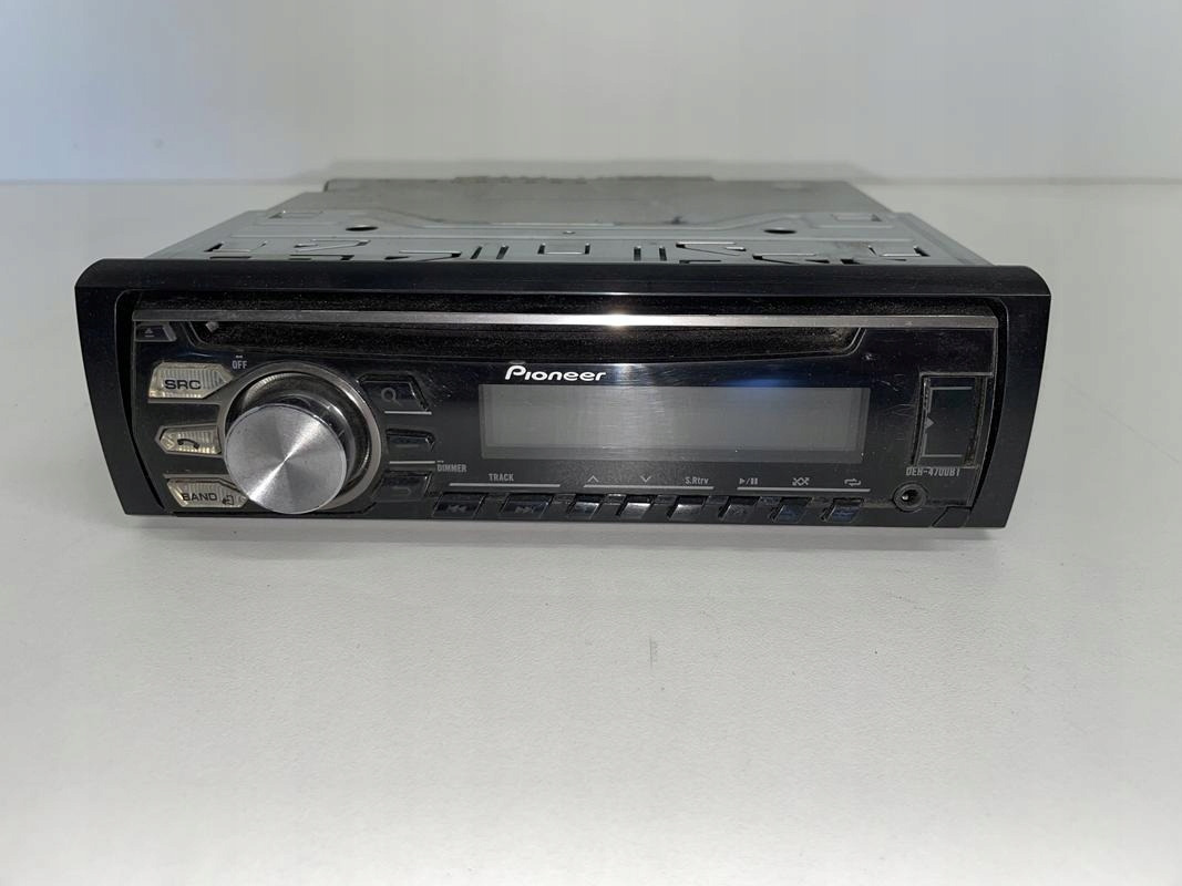Radio Pioneer MERCEDES SCTROS MP4 MP 4 DEH-4700BT - Sistema de navegação por Camião: foto 1 Radio Pioneer MERCEDES SCTROS MP4 MP 4 DEH-4700BT - Sistema de navegação por Camião: foto 1