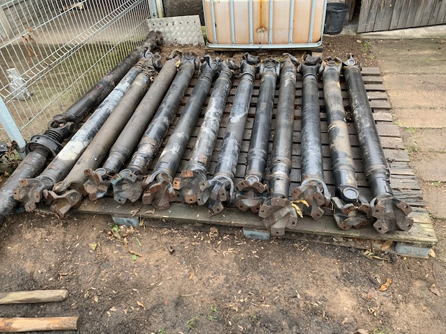 WAŁ NAPĘDOWY MAN TGA TGX TGS CENA OD 100 ZŁ - Semi eixo por Camião: foto 2 WAŁ NAPĘDOWY MAN TGA TGX TGS CENA OD 100 ZŁ - Semi eixo por Camião: foto 2