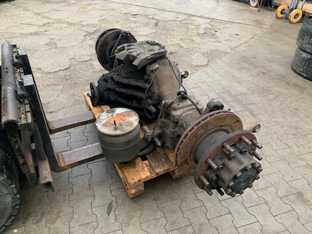 WKŁAD MOSTU MOST TYLNA OŚ MAN TGA TGX TGS 38:14 - Eixo traseiro por Camião: foto 2 WKŁAD MOSTU MOST TYLNA OŚ MAN TGA TGX TGS 38:14 - Eixo traseiro por Camião: foto 2