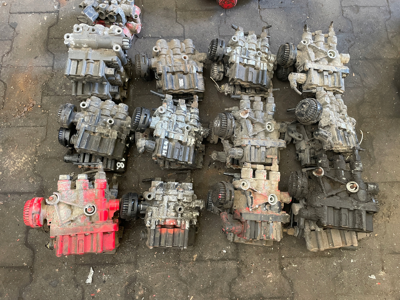 ZAWÓR PODUSZEK ECAS MAN TGA TGX TGS 4729000550 - Suspensão a ar por Camião: foto 4 ZAWÓR PODUSZEK ECAS MAN TGA TGX TGS 4729000550 - Suspensão a ar por Camião: foto 4