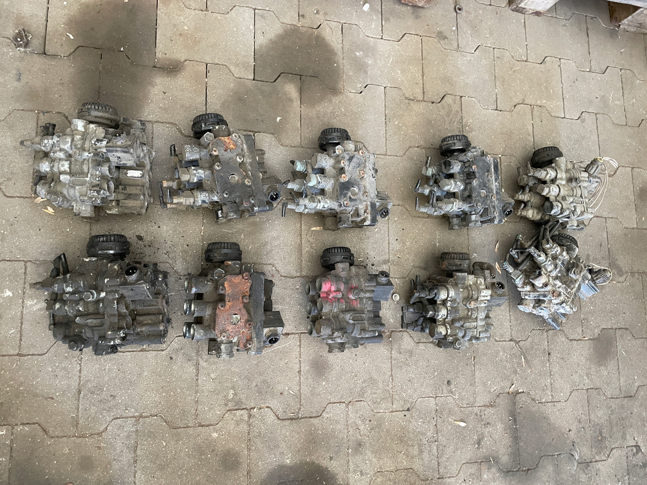 ZAWÓR PODUSZEK ECAS MAN TGA TGX TGS 4729000570 - Suspensão a ar por Camião: foto 4 ZAWÓR PODUSZEK ECAS MAN TGA TGX TGS 4729000570 - Suspensão a ar por Camião: foto 4