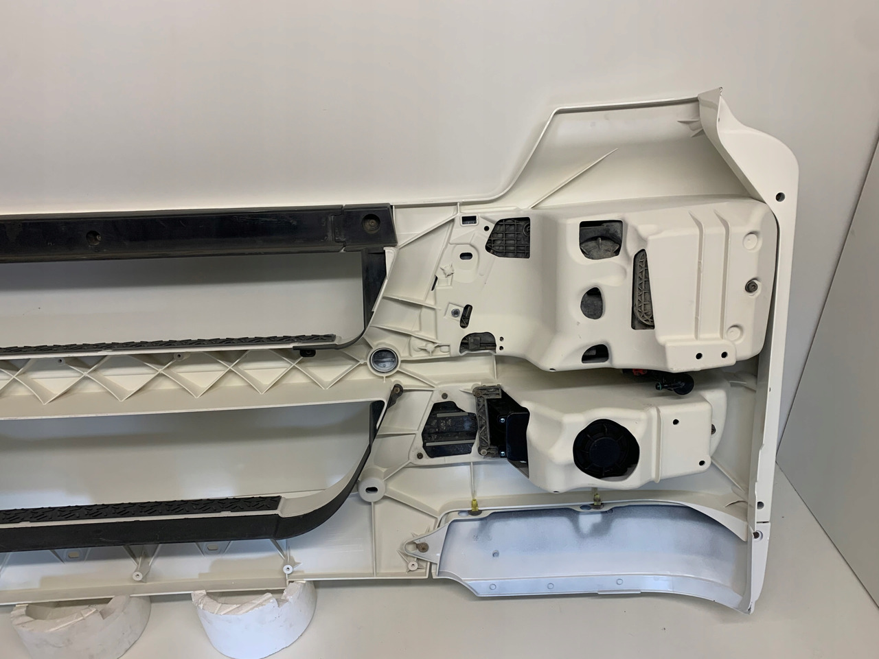 Para-choque por Camião ZDERZAK XENON MAN TGS: foto 8 Para-choque por Camião ZDERZAK XENON MAN TGS: foto 8