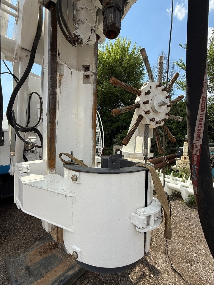 Soilmec R 210  - Bate estaca: foto 3 Soilmec R 210  - Bate estaca: foto 3