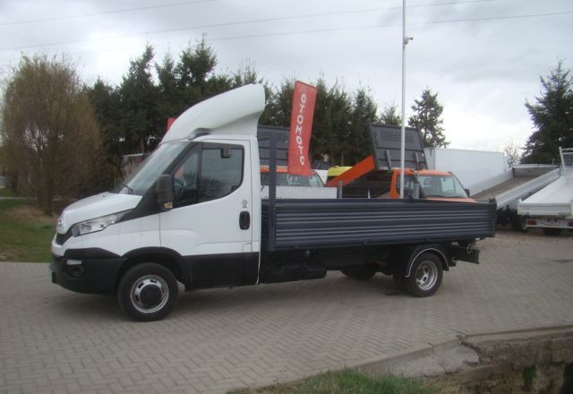 Iveco DAILY 50 C 17 3.0TDI 3-STONNA WYWROYKA - Carrinha basculante: foto 3 Iveco DAILY 50 C 17 3.0TDI 3-STONNA WYWROYKA - Carrinha basculante: foto 3