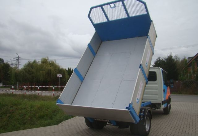 Iveco DAILY 70 C 15 3.0TDI 3.5T 3.65M WYWROTKA - Carrinha basculante: foto 5 Iveco DAILY 70 C 15 3.0TDI 3.5T 3.65M WYWROTKA - Carrinha basculante: foto 5