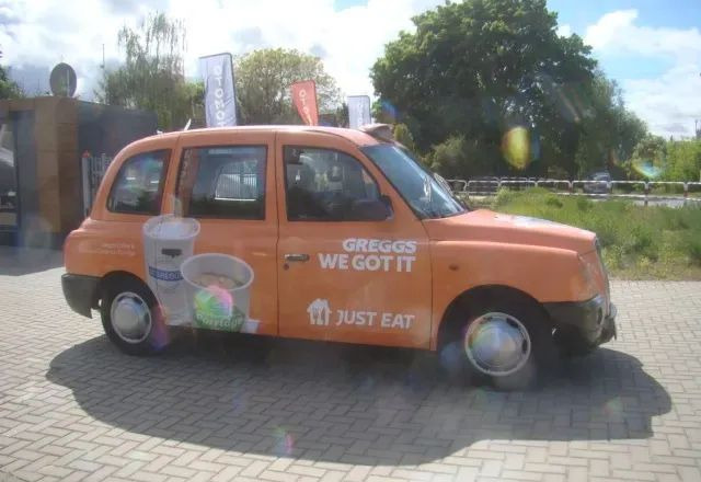 LTI Inny - Sedan: foto 5 LTI Inny - Sedan: foto 5