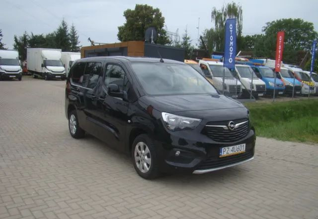 Opel COMBO 1.5D MAXI FUL OPCJA WYPOSAŻENIA - Furgão compacto: foto 4 Opel COMBO 1.5D MAXI FUL OPCJA WYPOSAŻENIA - Furgão compacto: foto 4