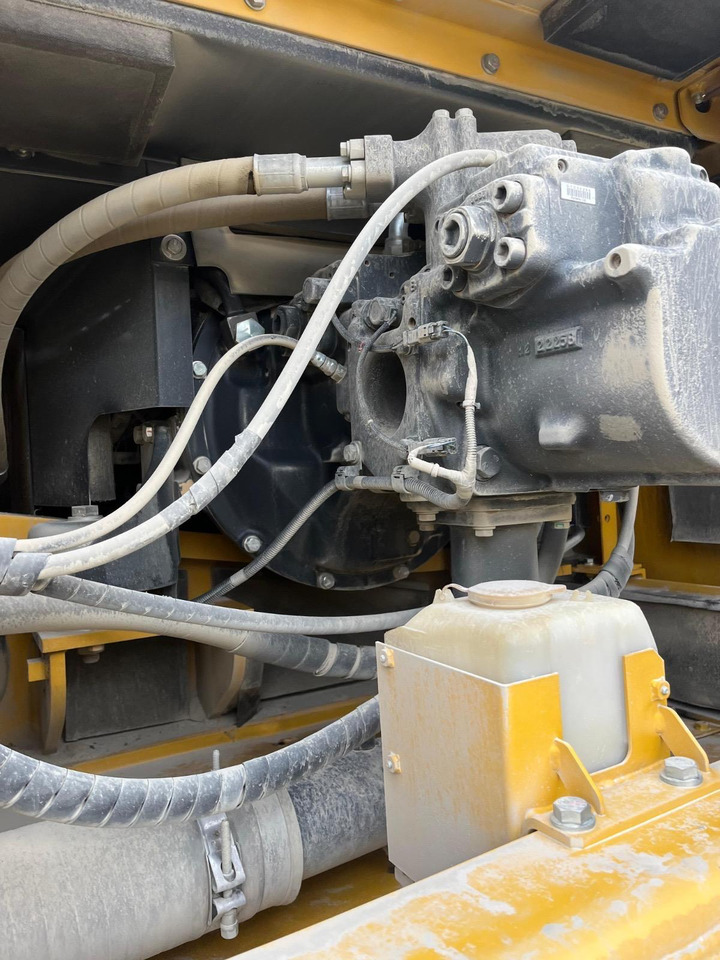 KOMATSU PC450 - Escavadora de rastos: foto 3 KOMATSU PC450 - Escavadora de rastos: foto 3