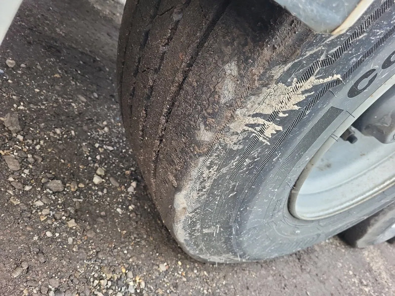 D-Tec CT-60-05D - Semi-reboque transportador de contêineres/ Caixa móvel: foto 5 D-Tec CT-60-05D - Semi-reboque transportador de contêineres/ Caixa móvel: foto 5