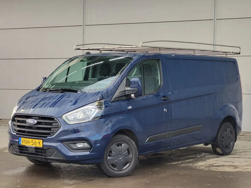 Ford - Furgão compacto: foto 1 Ford - Furgão compacto: foto 1