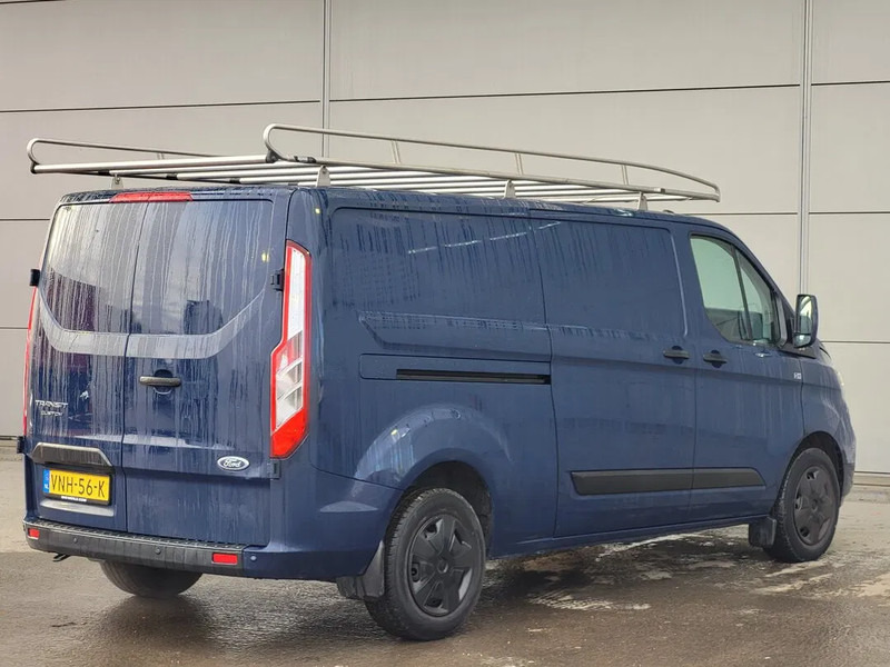 Ford - Furgão compacto: foto 4 Ford - Furgão compacto: foto 4