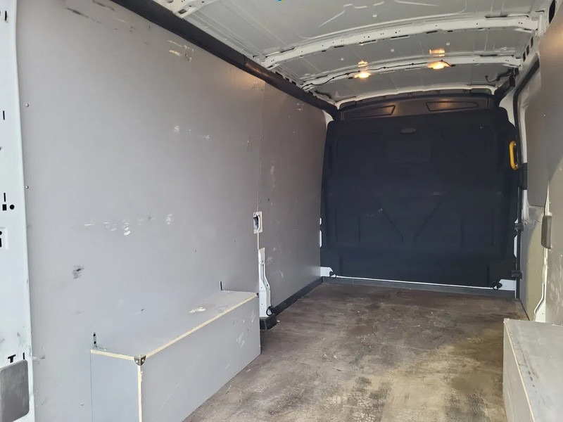 Ford Transit - Furgão: foto 4 Ford Transit - Furgão: foto 4