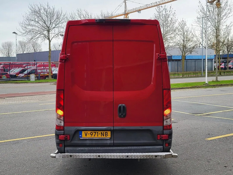 Iveco Daily 35S12 - Furgão: foto 5 Iveco Daily 35S12 - Furgão: foto 5