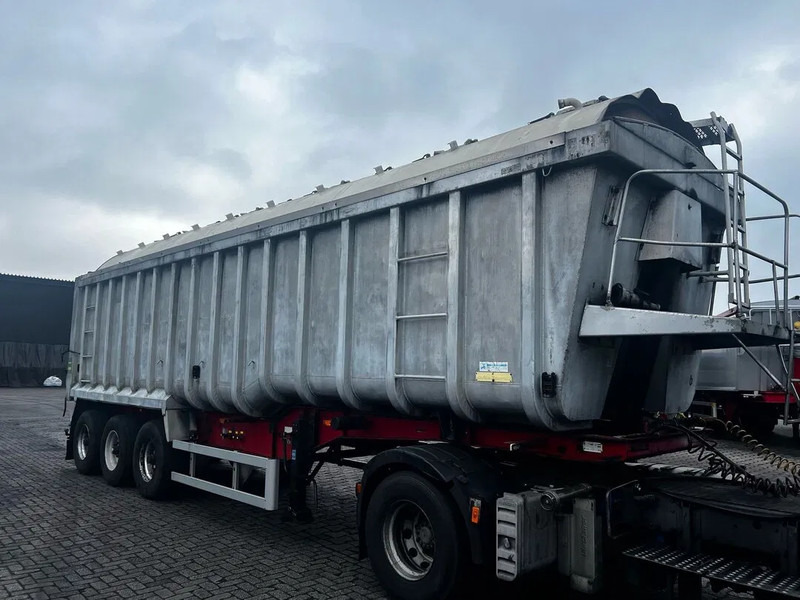 NEVILLE CHARROLD 42 3A - Semirreboque tanque: foto 5 NEVILLE CHARROLD 42 3A - Semirreboque tanque: foto 5