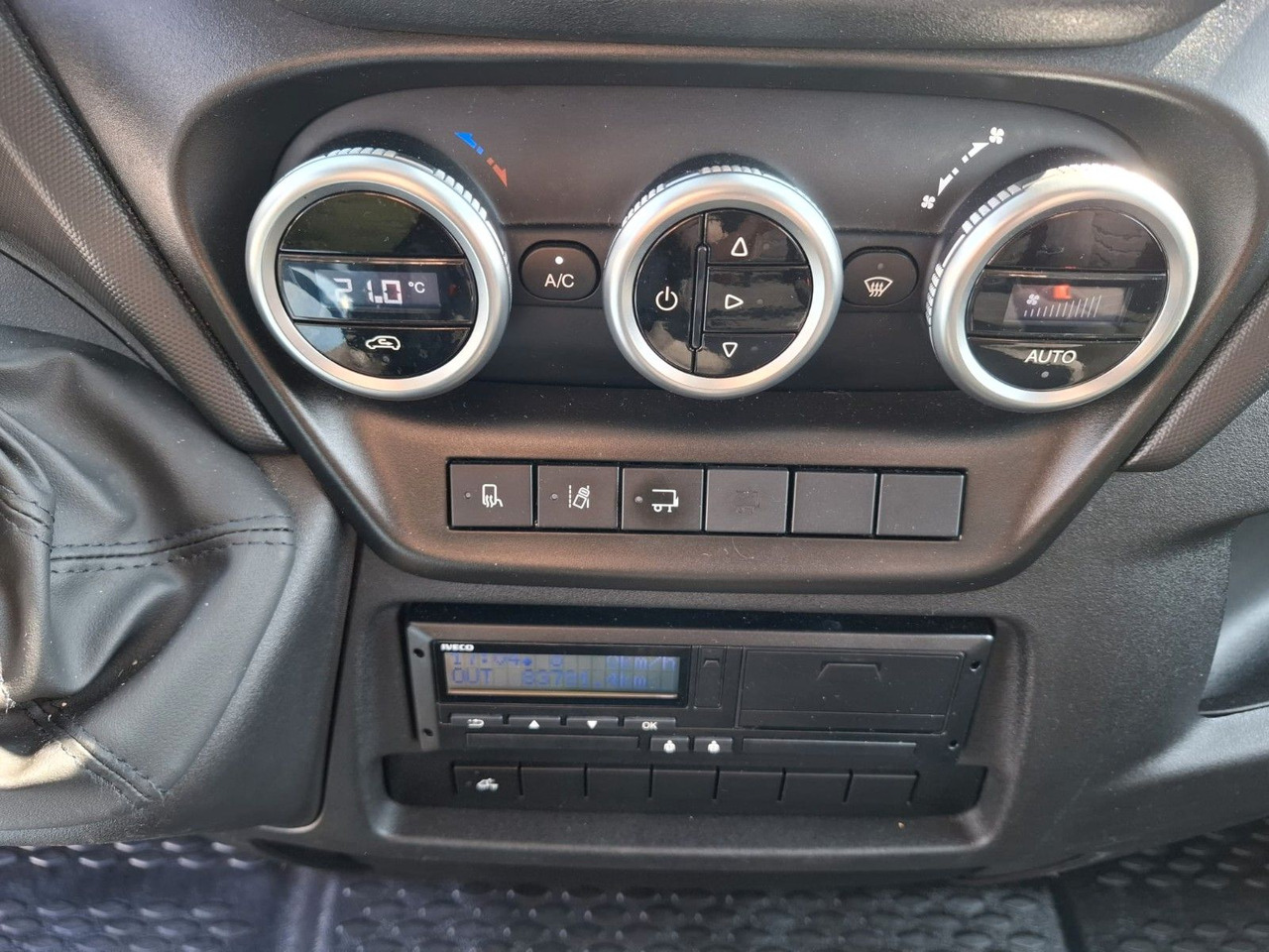 Carrinha de lona Iveco 72-210P/A8,Luft,HiMatic,LBW,Schiebepl.,: foto 11