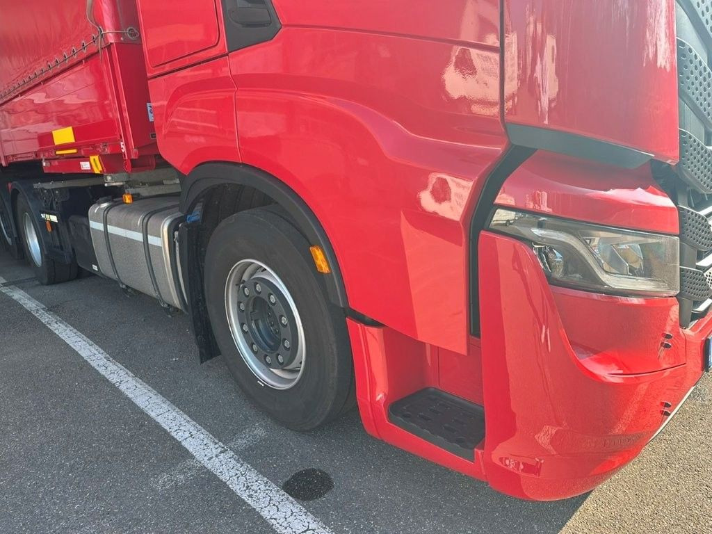 Iveco AS 260SY/FS CM - Camião transportador de contêineres/ Caixa móvel: foto 3 Iveco AS 260SY/FS CM - Camião transportador de contêineres/ Caixa móvel: foto 3