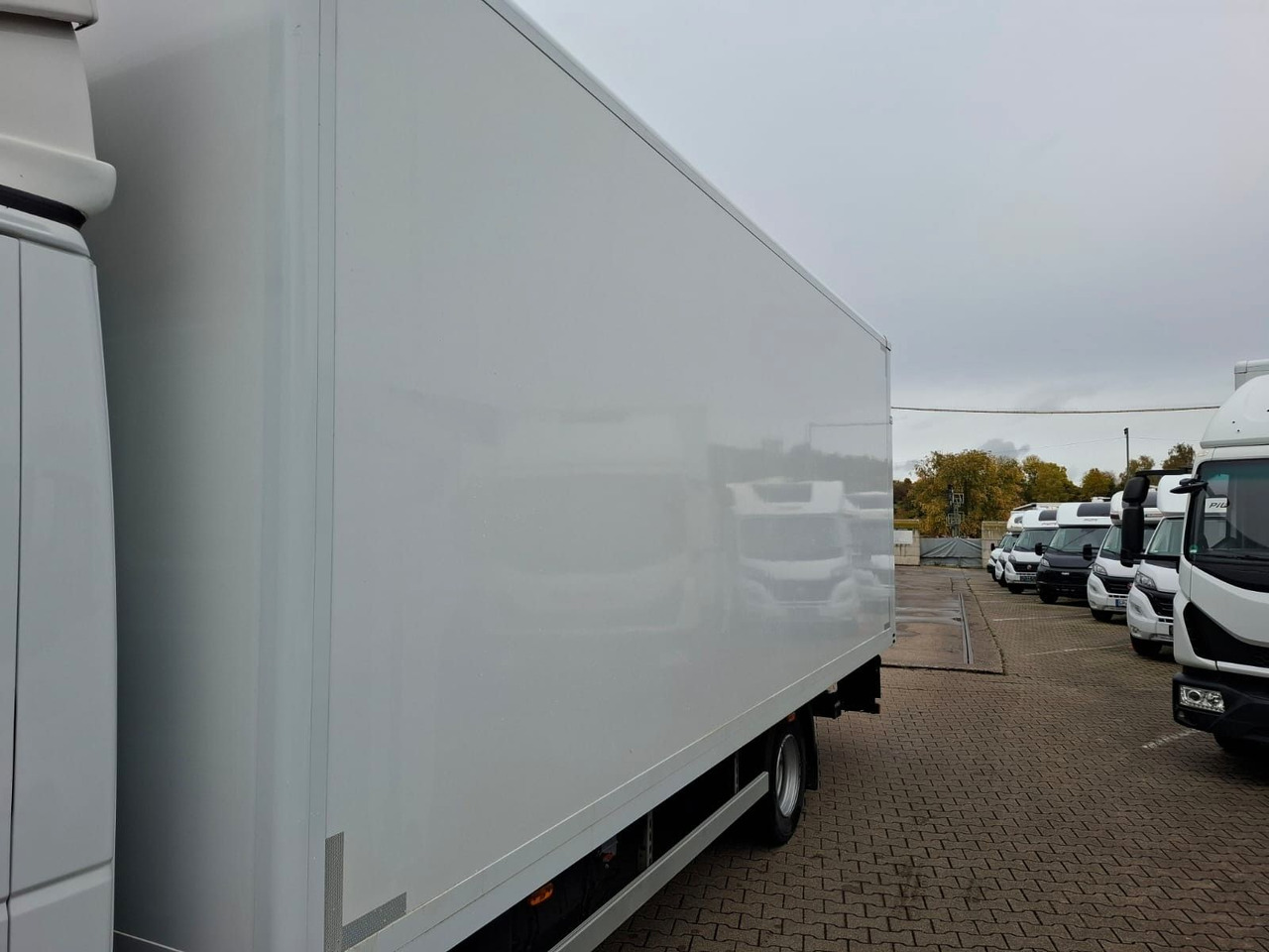 Iveco ML75-210P,LBW,Klima,Automatik,Spoiler, - Camião furgão: foto 5 Iveco ML75-210P,LBW,Klima,Automatik,Spoiler, - Camião furgão: foto 5