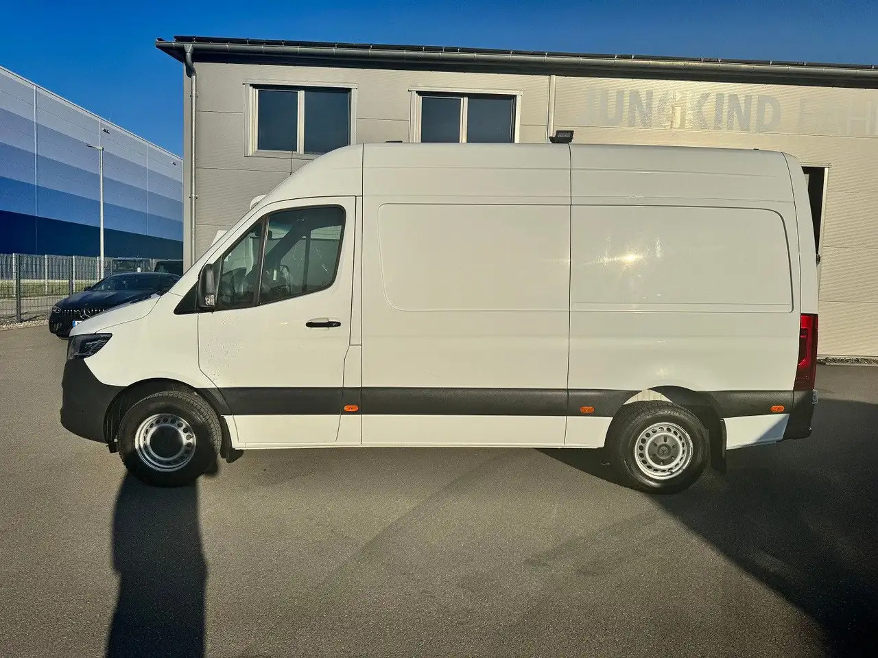 Mercedes-Benz Sprinter 316 CDI Lang Hoch Klima LED MBUX - Furgão: foto 3 Mercedes-Benz Sprinter 316 CDI Lang Hoch Klima LED MBUX - Furgão: foto 3