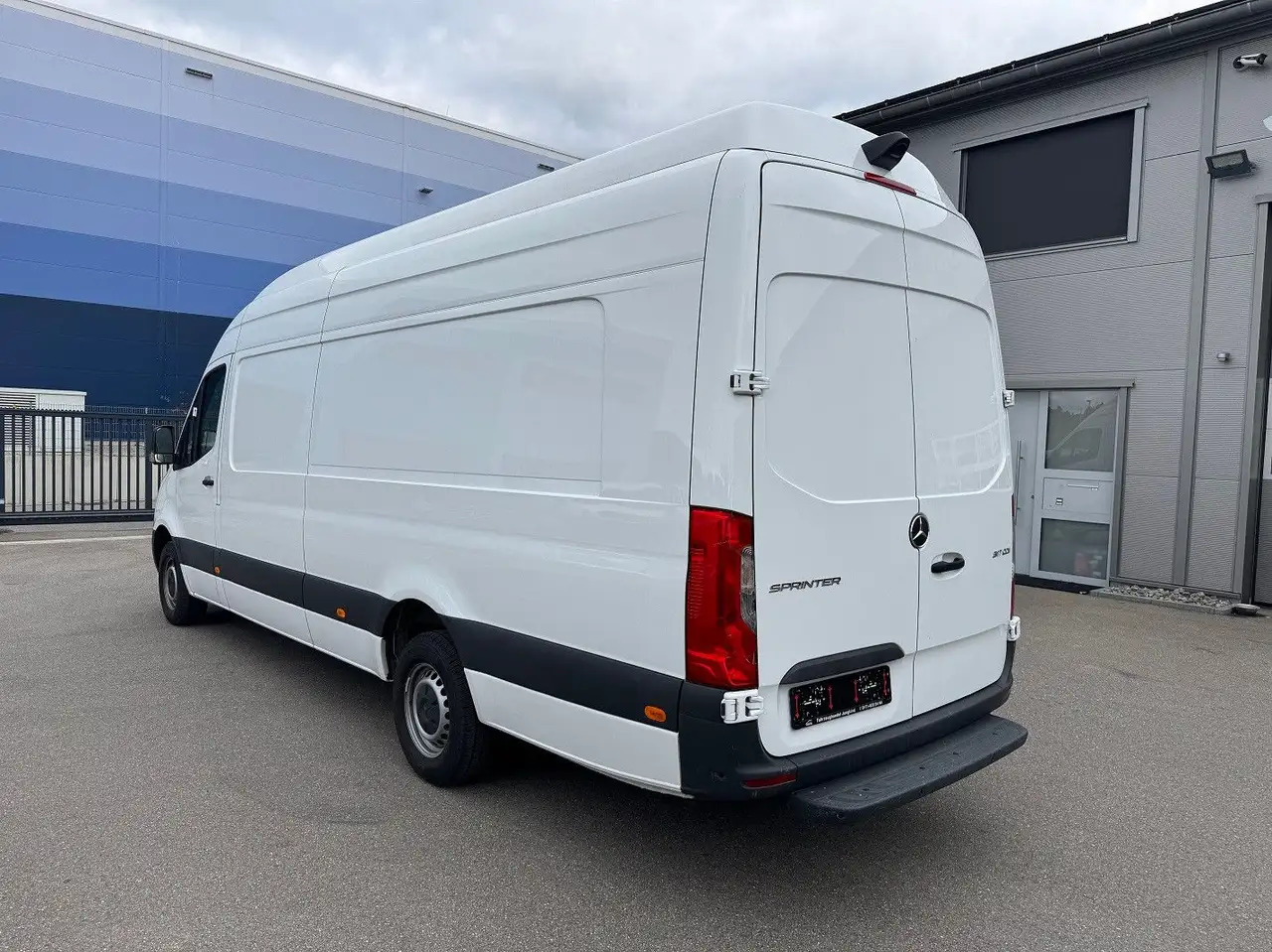 Mercedes-Benz Sprinter 317 CDI Maxi Lang Extralang XXL MBUX - Furgão: foto 5 Mercedes-Benz Sprinter 317 CDI Maxi Lang Extralang XXL MBUX - Furgão: foto 5