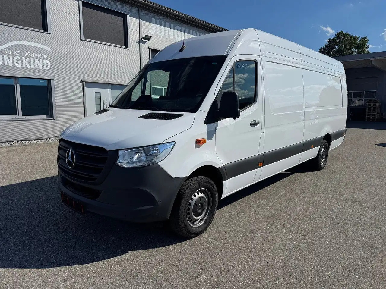 Mercedes-Benz Sprinter 317 CDI Maxi Lang XXL Extralang MBUX - Furgão: foto 1 Mercedes-Benz Sprinter 317 CDI Maxi Lang XXL Extralang MBUX - Furgão: foto 1