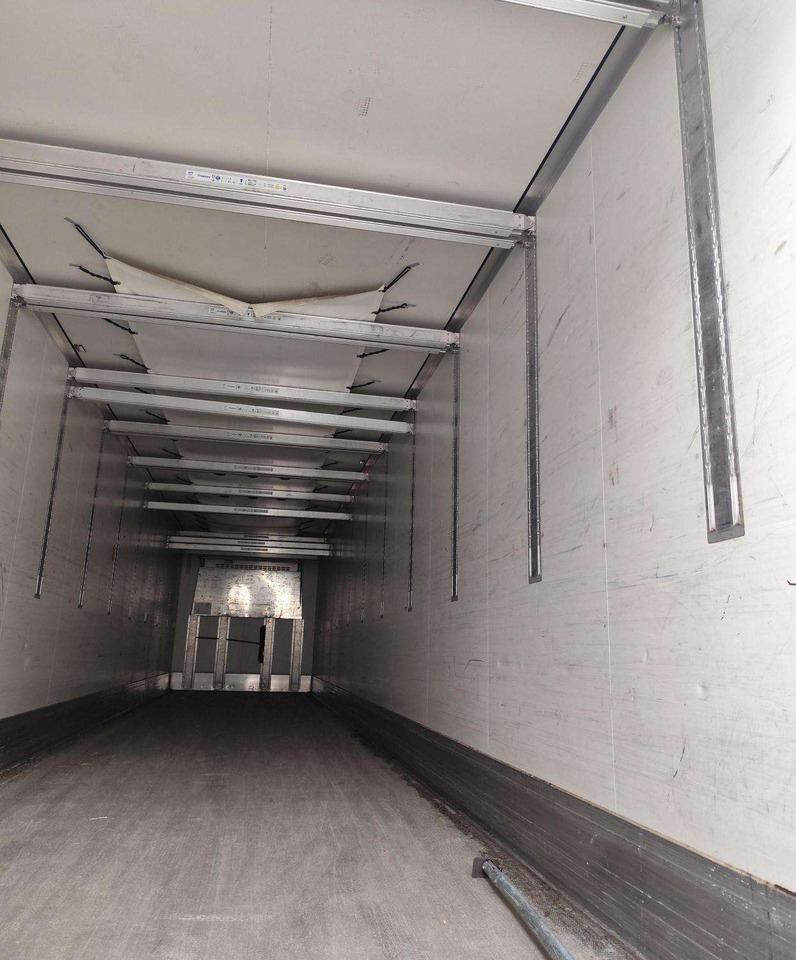 Krone CARRIER VECTOR 1550 - Semi-reboque frigorífico: foto 3 Krone CARRIER VECTOR 1550 - Semi-reboque frigorífico: foto 3