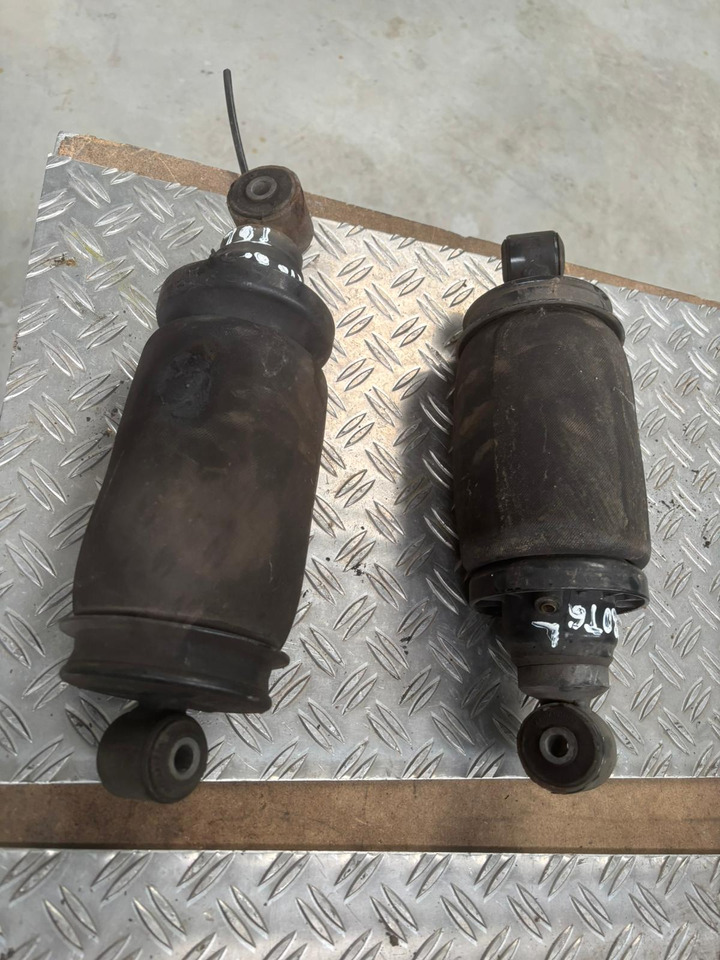 Gebrauchte Luftbälge MAN 8.180, Artikel - Nr. : 81.9999 - 9999 - Suspensão da cabina por Camião: foto 2 Gebrauchte Luftbälge MAN 8.180, Artikel - Nr. : 81.9999 - 9999 - Suspensão da cabina por Camião: foto 2