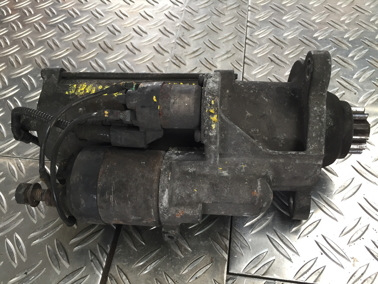 Gebrauchter Anlasser MAN TGA 26 480, Motor Typ D 2876 LF 12, Artikel Nr. : 51.26201 - 7239 - Motor de arranque por Camião: foto 1 Gebrauchter Anlasser MAN TGA 26 480, Motor Typ D 2876 LF 12, Artikel Nr. : 51.26201 - 7239 - Motor de arranque por Camião: foto 1