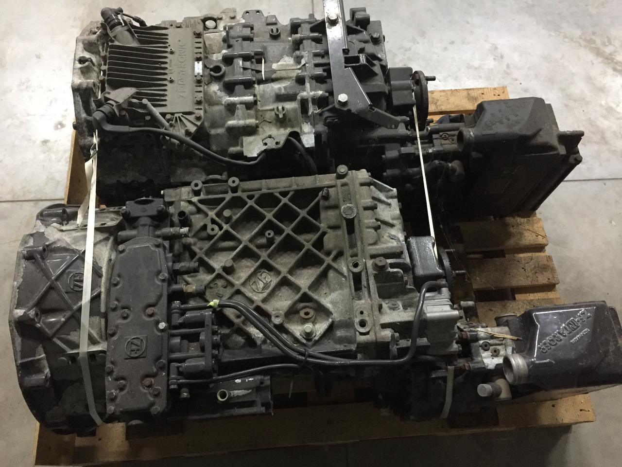 Caixa de velocidade por Camião Gebrauchtes Getriebe MAN TGA, Typ : 16S 151, Artikel - Nr. : 81.32003 - 6608: foto 7