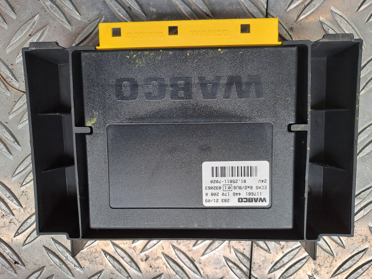 Gebrauchtes MAN TGX 26.440 Steuergerät Luftfederung ECAS 6x2, Artikel - Nr. : 81.25811 – 7020 - Centralina electrónica por Camião: foto 1 Gebrauchtes MAN TGX 26.440 Steuergerät Luftfederung ECAS 6x2, Artikel - Nr. : 81.25811 – 7020 - Centralina electrónica por Camião: foto 1