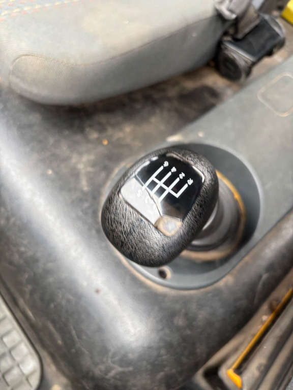 Camião de caixa aberta/ Plataforma MAN 8.224 L 2000: foto 12 Camião de caixa aberta/ Plataforma MAN 8.224 L 2000: foto 12