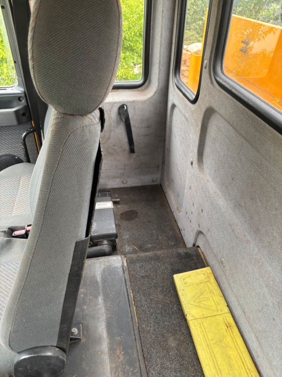 Camião de caixa aberta/ Plataforma MAN 8.224 L 2000: foto 9 Camião de caixa aberta/ Plataforma MAN 8.224 L 2000: foto 9