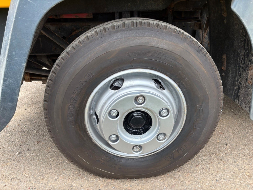 Camião de caixa aberta/ Plataforma MAN 8.224 L 2000: foto 15 Camião de caixa aberta/ Plataforma MAN 8.224 L 2000: foto 15