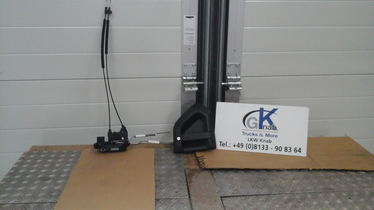 Neuwertige Türschloss Zentralverriegelung rechts, MAN TGM / TG3, Artikel - Nr.: 81.62680 - 5026 - Porta e peças por Camião: foto 1 Neuwertige Türschloss Zentralverriegelung rechts, MAN TGM / TG3, Artikel - Nr.: 81.62680 - 5026 - Porta e peças por Camião: foto 1