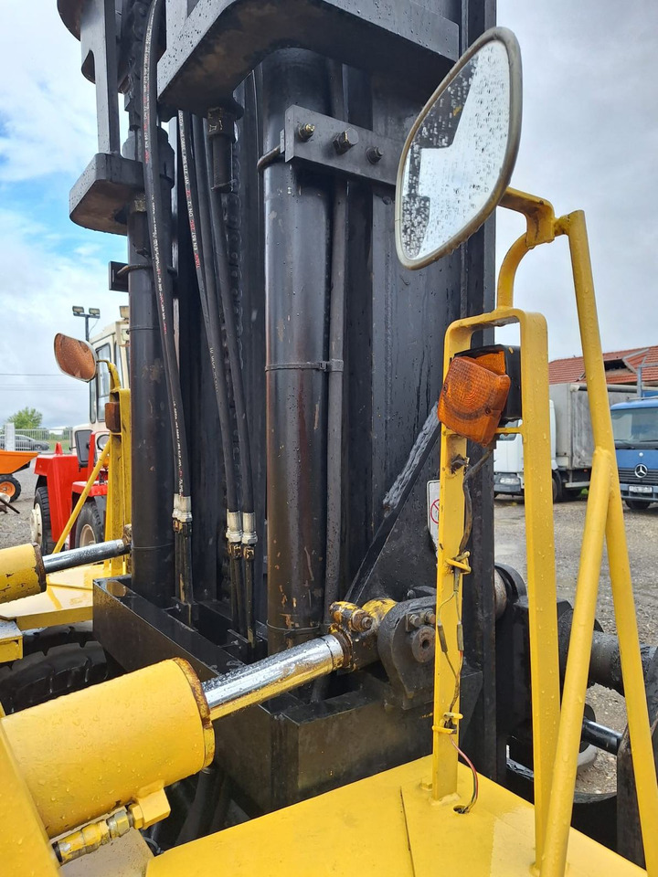 TCM 100 - Empilhadeira a diesel: foto 5 TCM 100 - Empilhadeira a diesel: foto 5