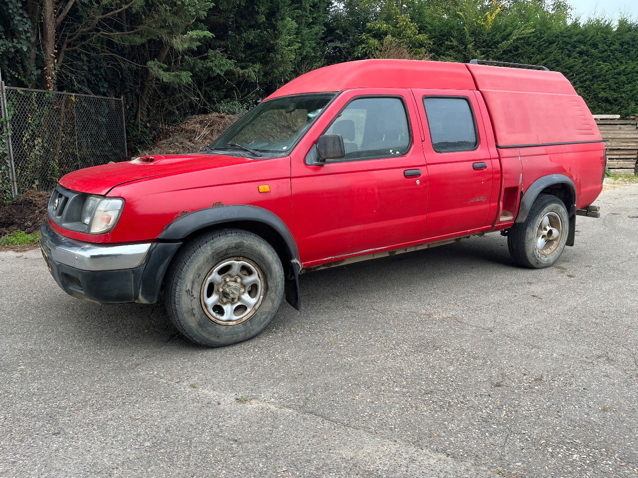 Nissan 4x4 - Pick-up: foto 1 Nissan 4x4 - Pick-up: foto 1