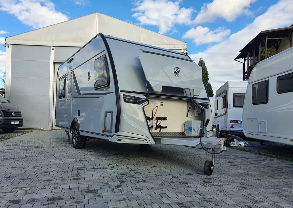 KNAUS SUDWIND 450 FU BLACK SELECTION - Caravana: foto 2 KNAUS SUDWIND 450 FU BLACK SELECTION - Caravana: foto 2