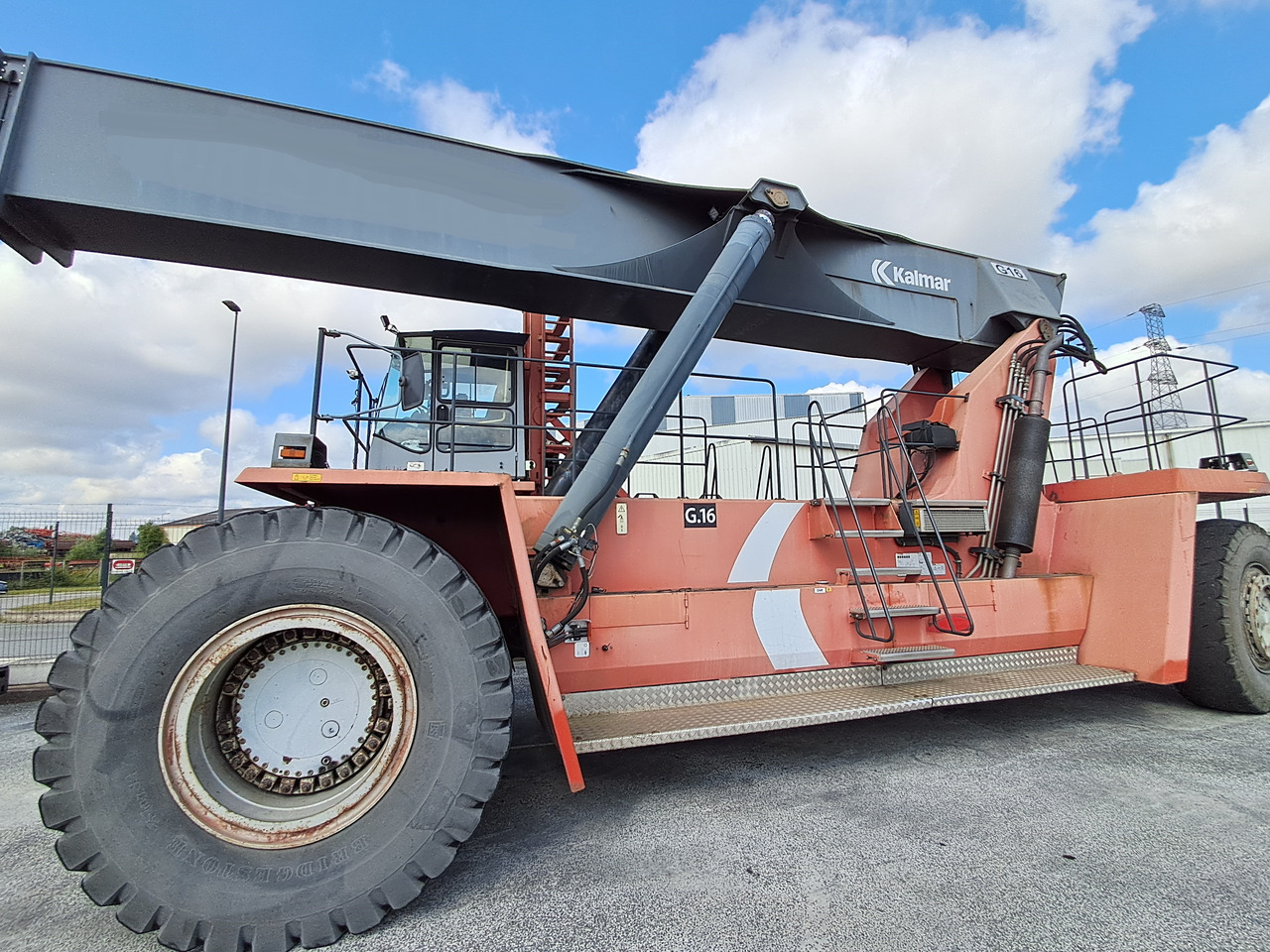KALMAR DRD 450 80 S5XS - Reachstacker porta contentores: foto 4 KALMAR DRD 450 80 S5XS - Reachstacker porta contentores: foto 4