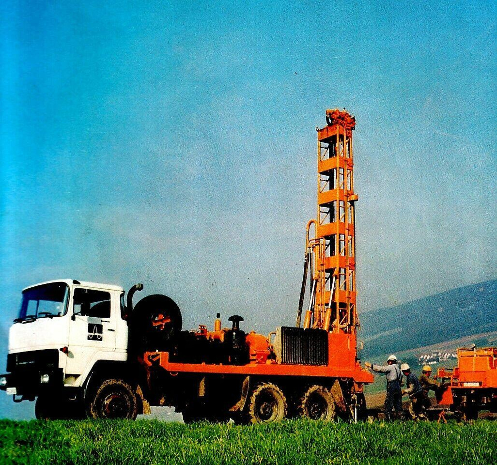 Bohak Prakla P5001 Drilling rig ,500 m Iveco Magirus Deutz - Máquina de perfuração: foto 3 Bohak Prakla P5001 Drilling rig ,500 m Iveco Magirus Deutz - Máquina de perfuração: foto 3